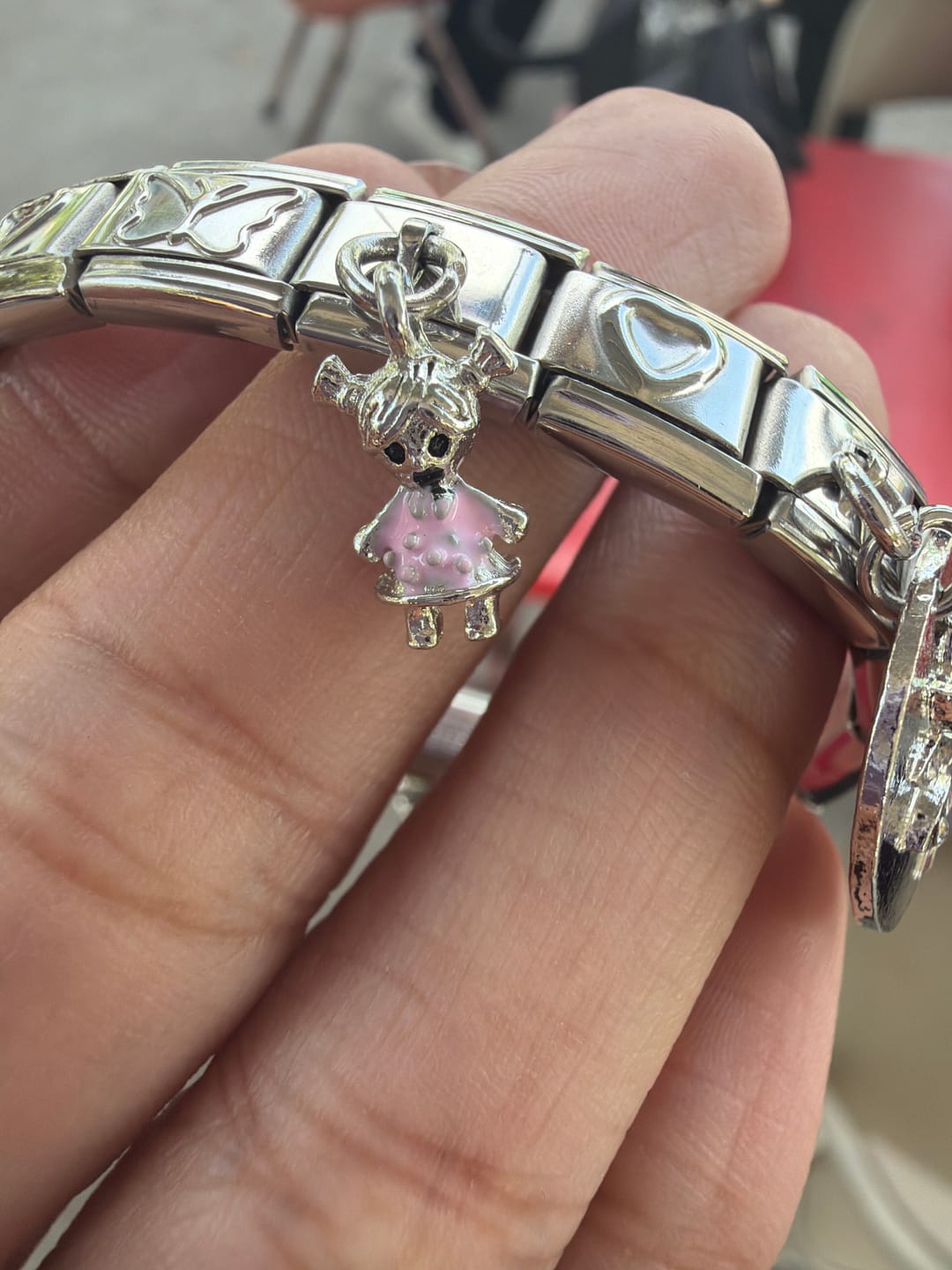 Customer photo review of Charm Niña