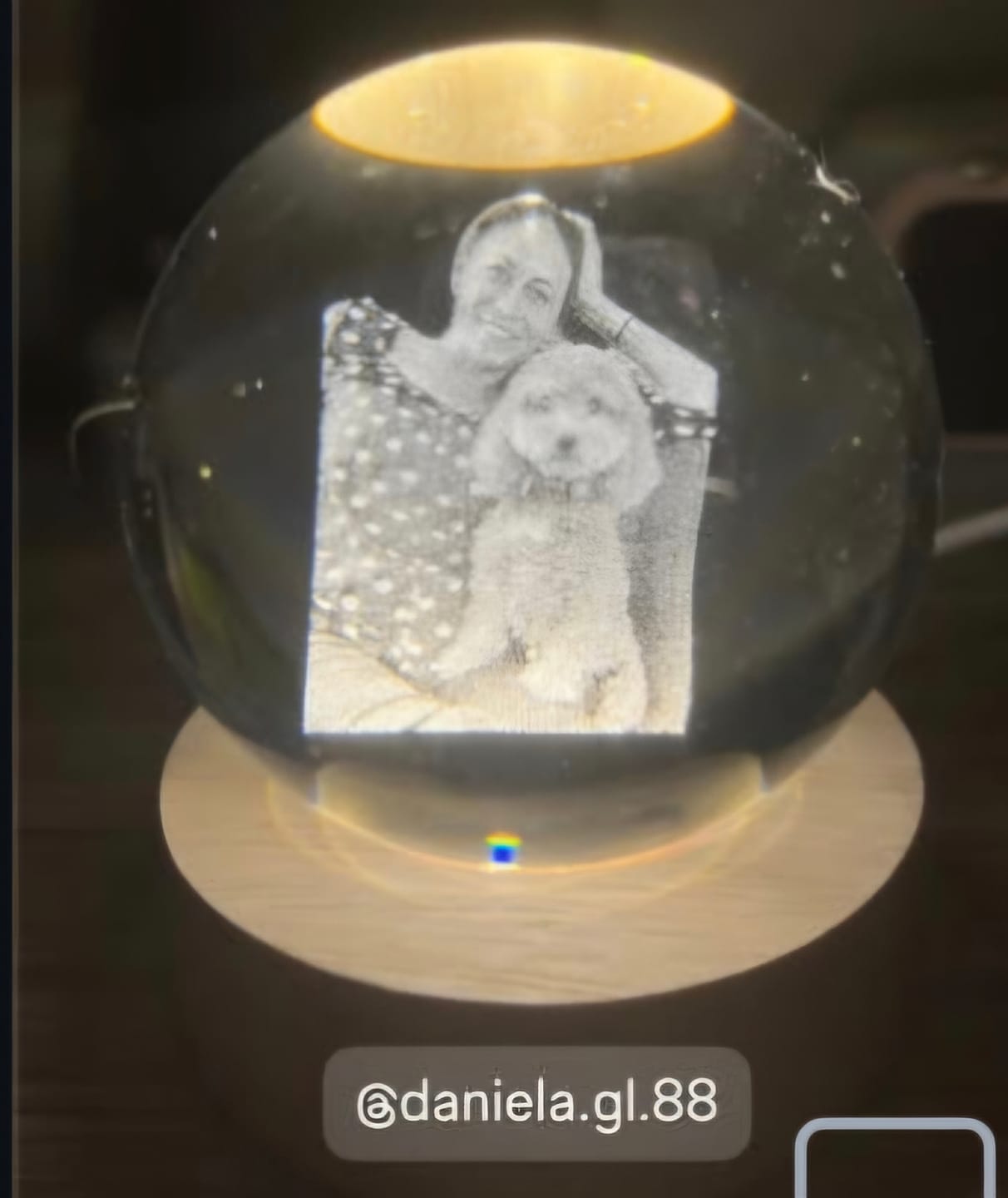 Customer photo review of Esfera de cristal Personalizable