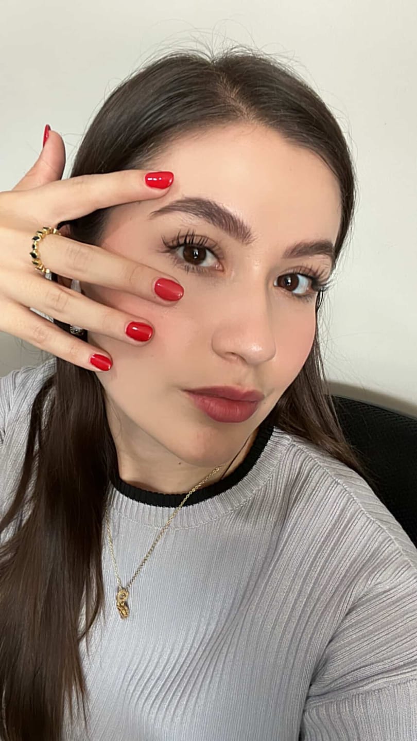 Customer photo review of Suero para crecimiento de pestañas y cejas