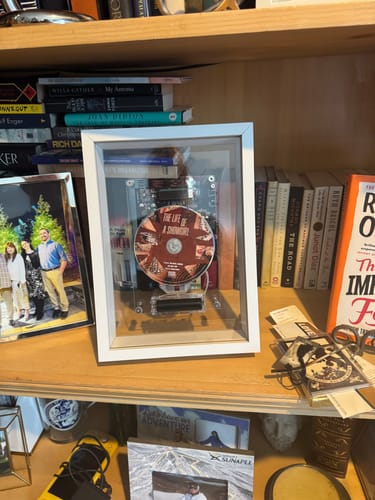Customer photo review of M1 Music Frame CD Player