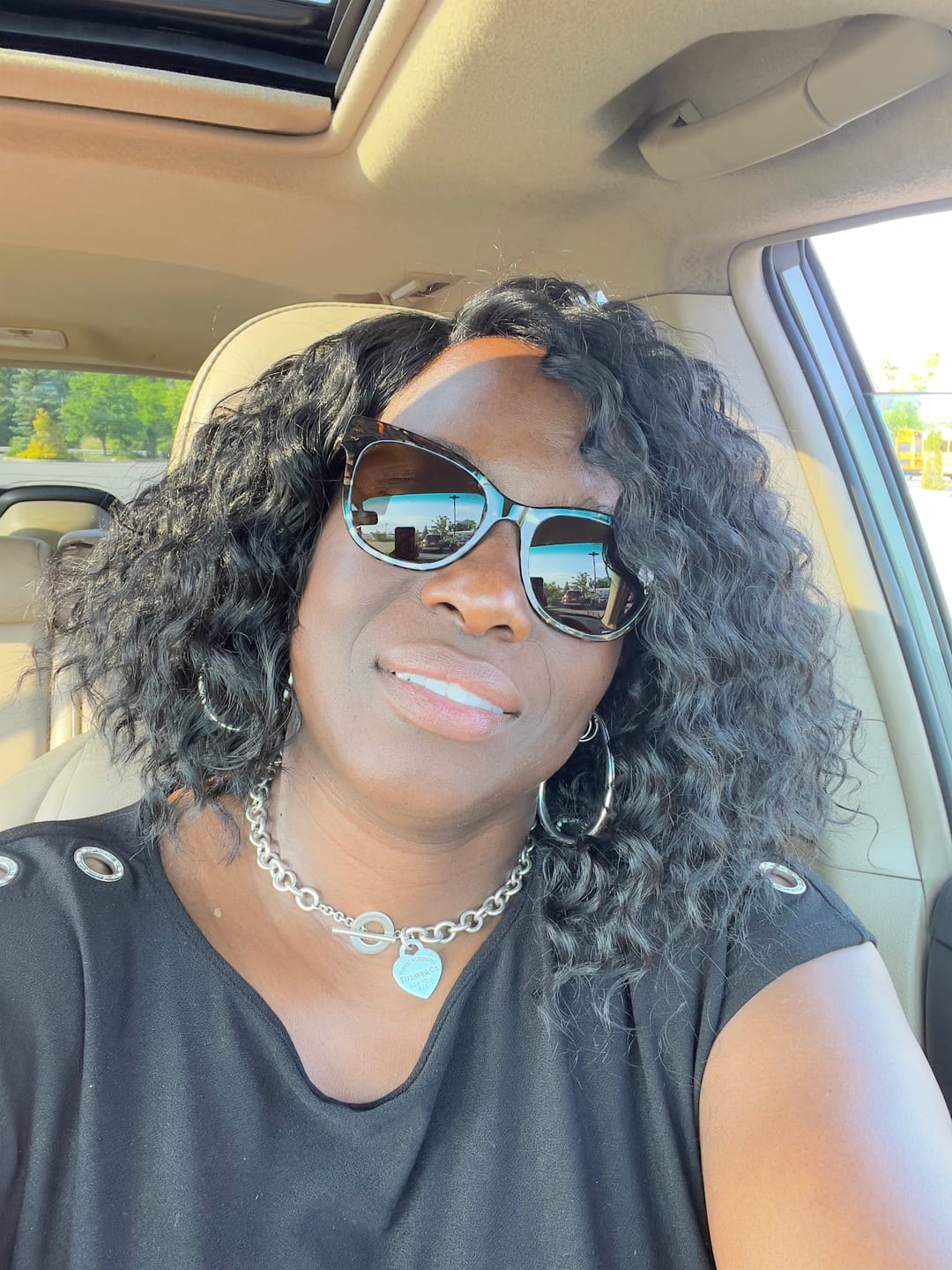 Customer photo review of Outre Pre-Plucked HD Lace Front Wig- GRETA