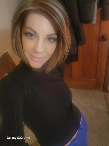 Customer's selfie showing her smooth skin after using the Seranova Micro Infusion System.