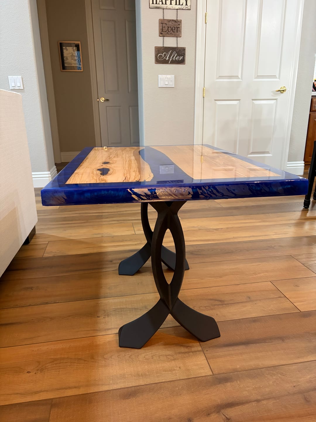 Customer photo review of End Table Legs 219 Curva 20" H Mid-Century Modern Style