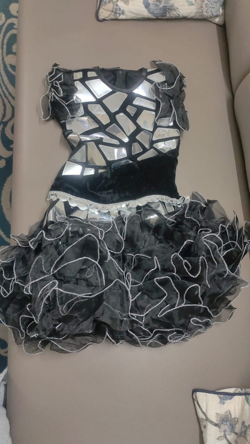 Customer photo review of Girls Shiny Mirror Dance Costume – western dance dress Black & Silver Stage Performance Dress with Ruffled Skirt