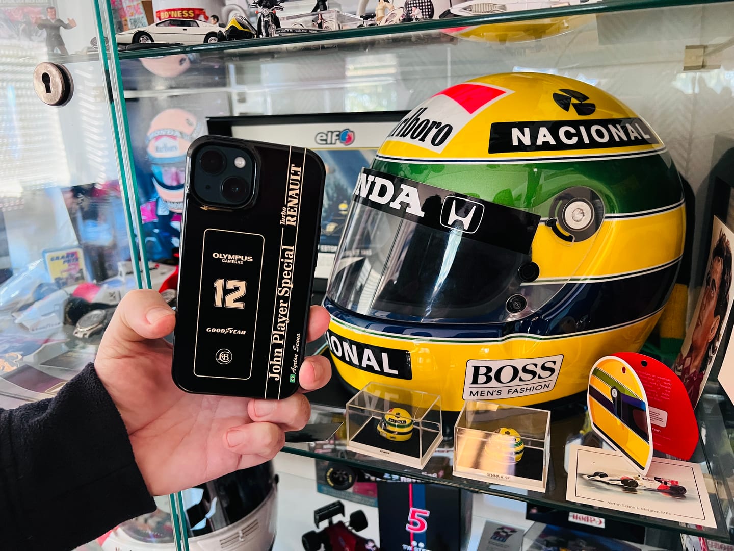 Customer photo review of Lotus 97T/98T Senna F1 Livery - Individuelle Premium Hülle für iPhone