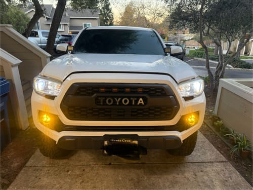 Customer photo review of 2016-2023 Toyota Tacoma LED Fog Light Kit - Plug & Play Replacement - Amber (Yellow Beam)