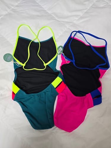 Customer photo review of IBIZA ONE PIECE || Cove|Rave