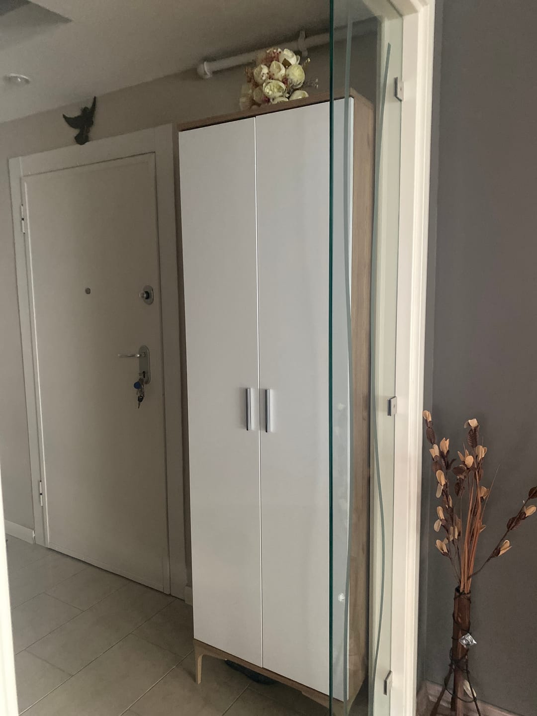 Customer photo review of Rani EA116 Ayakkabılık Portmanto 7 Raflı Çok Amaçlı Dolap Sepet Ceviz - Beyaz