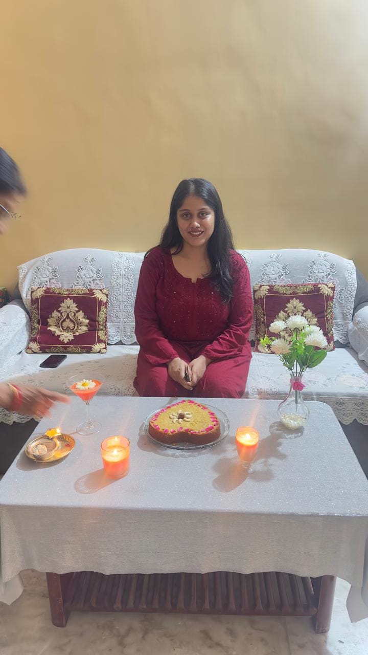 Customer photo review of Maroon 2 piece Rayon Mukaish set