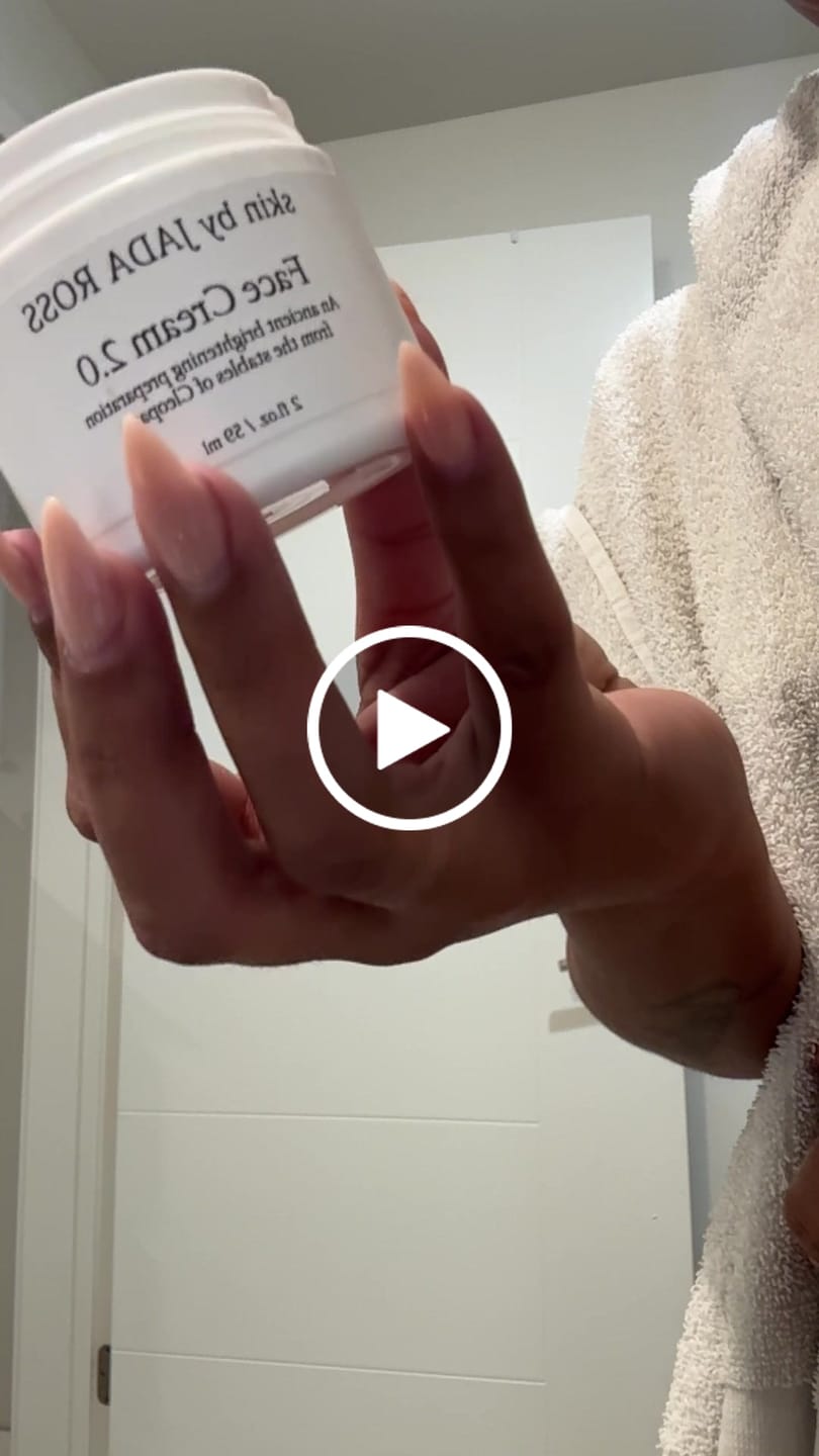 Customer video review of Face Cream 2.0  (Brightening)
