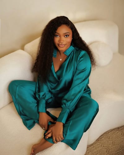 Customer photo review of Water-Inspired Deep Wave 13x4 HD Lace Front Wig 180% Density