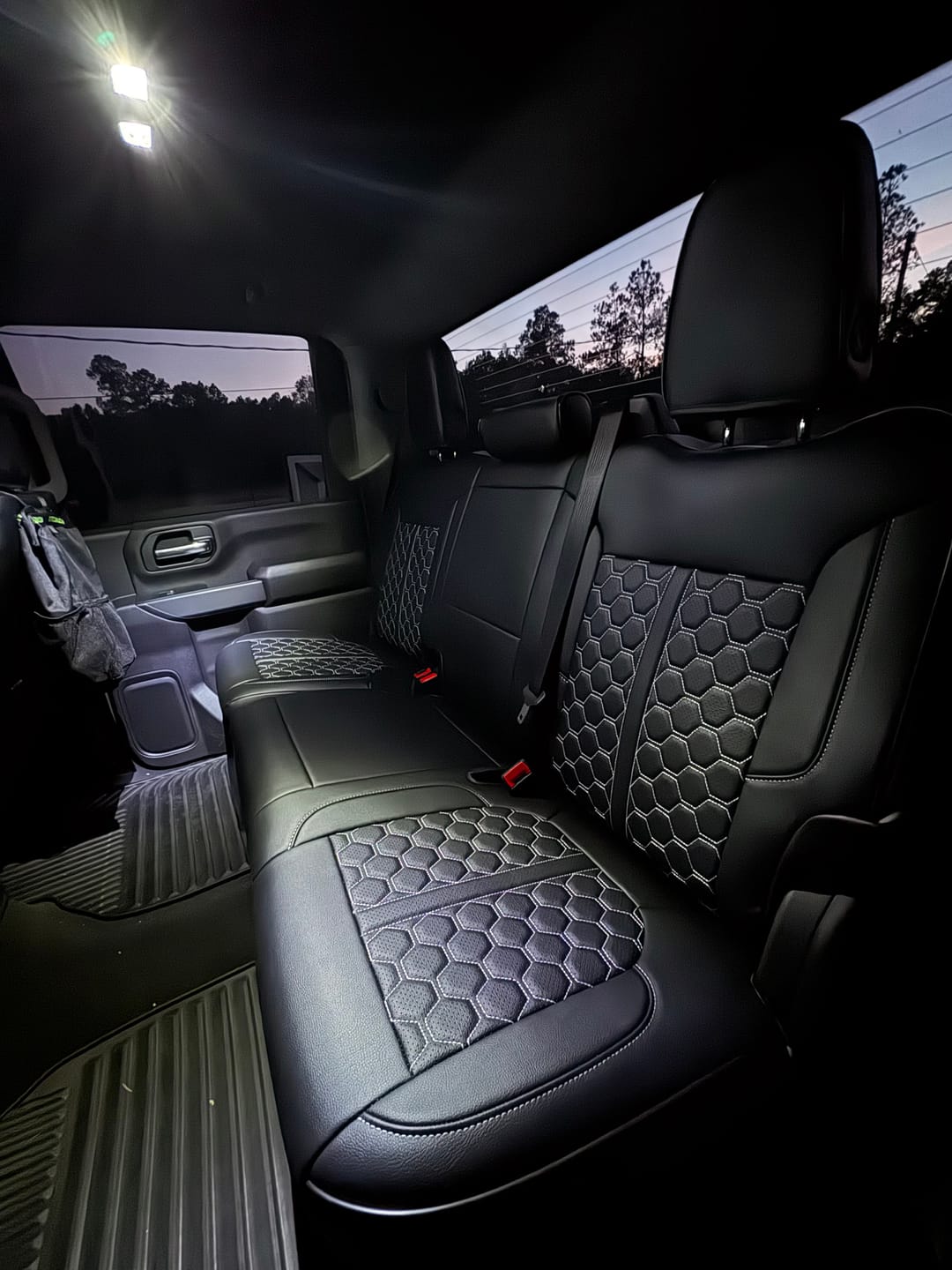 Customer photo review of 2019+ Chevrolet Silverado Premium Custom Leather Seat Covers