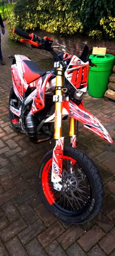 Customer photo review of Gloss Finish