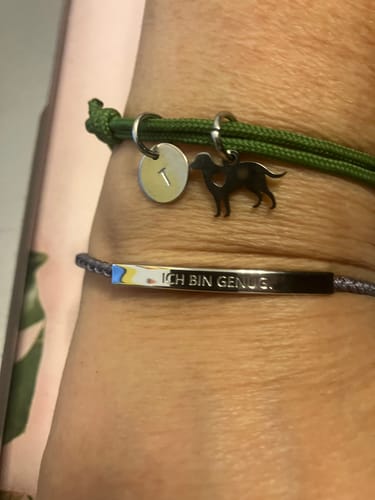 Customer photo review of Armband "Ich bin genug."