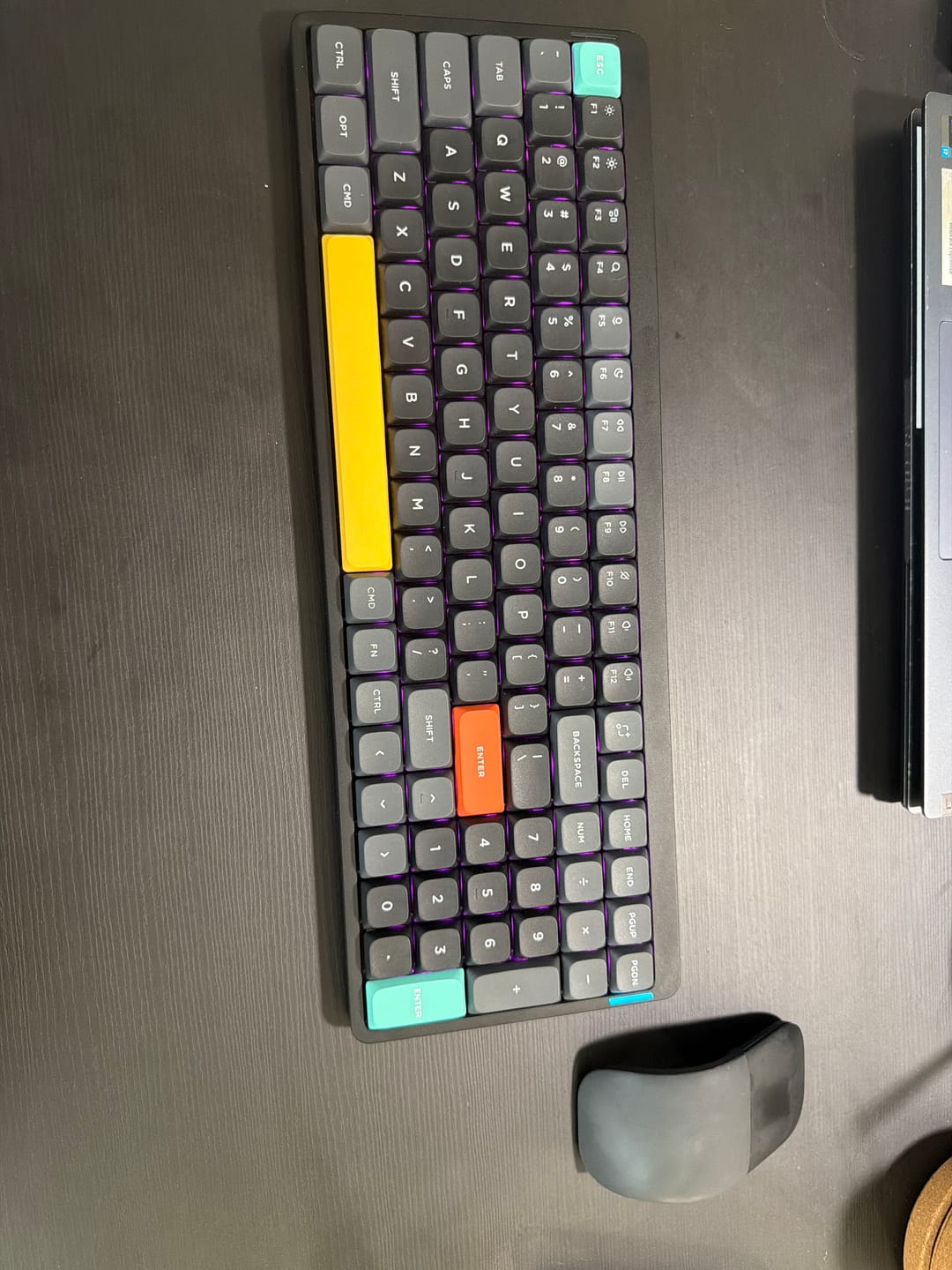 Customer photo review of NuPhy Air96 V2 Low-Profile Wireless Mechanical Keyboard