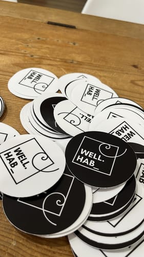 Customer photo review of Sticker Vinile Classico