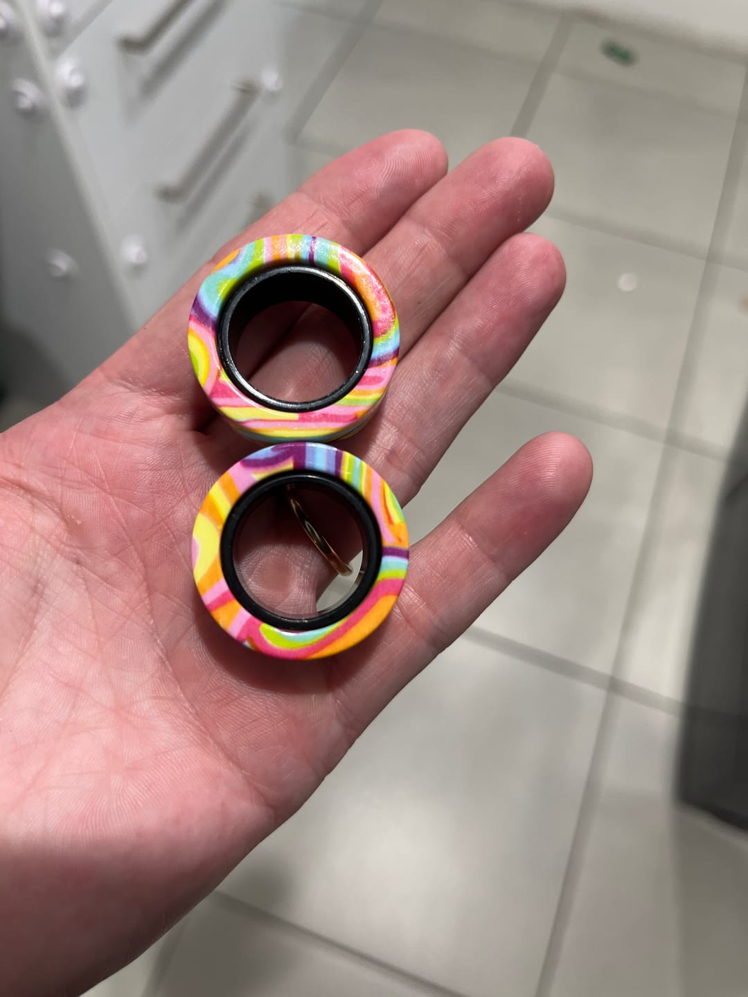 Customer photo review of Magnetic Fidget Rings 3 Pack