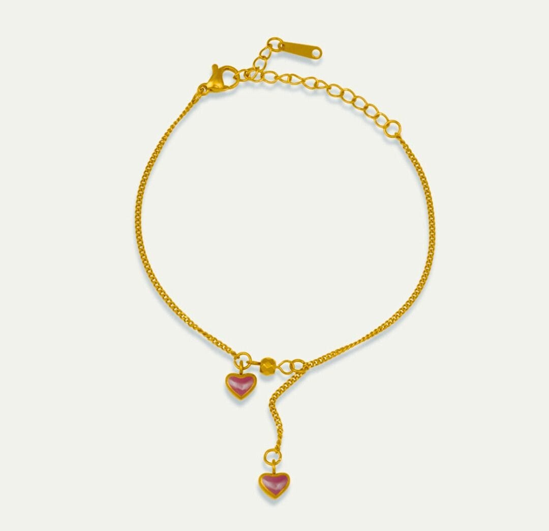 Customer photo review of Dainty Glow Sleek Heart Anklet