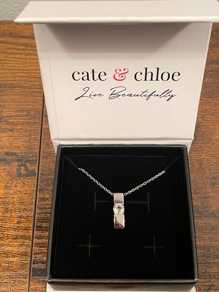 Customer photo review of Nailea 18k White Gold Plated Pendant Necklace with Swarovski Crystals