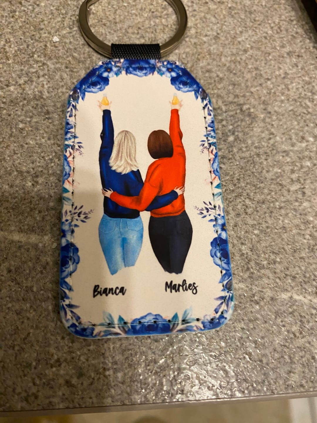 Customer photo review of Best friends forever - Personalisierter Schlüsselanhänger aus Kunstleder