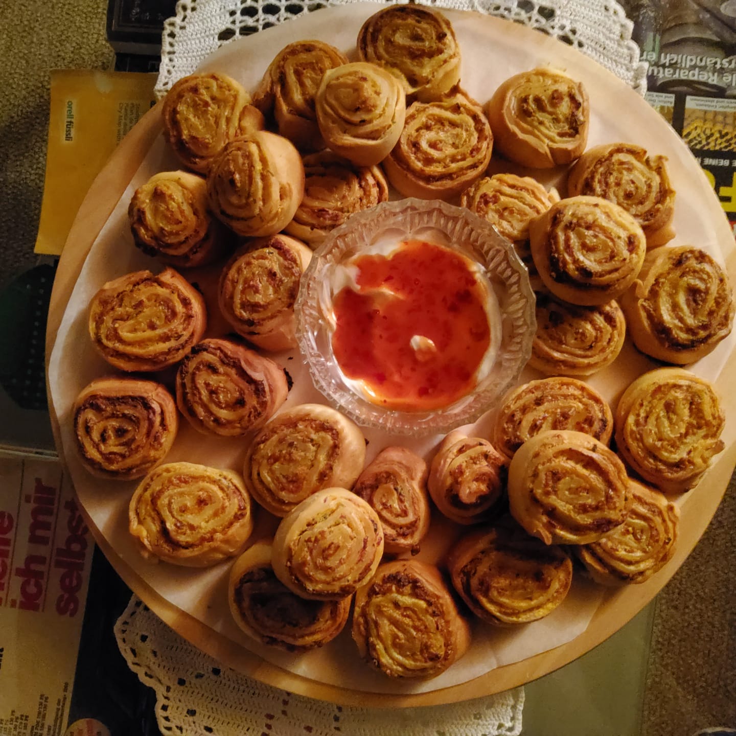 Customer photo review of Chrüsi Müsi Grauchte Paprika - geräucherte Paprika Röstzwiebeln, für dein Hotdog, Burger, Salat oder Älplermakrone und mehr