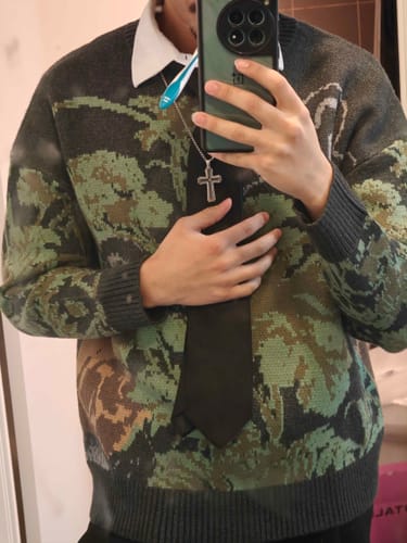 Customer photo review of Snake & Skull Crew Neck Jacquard Knitted Sweater