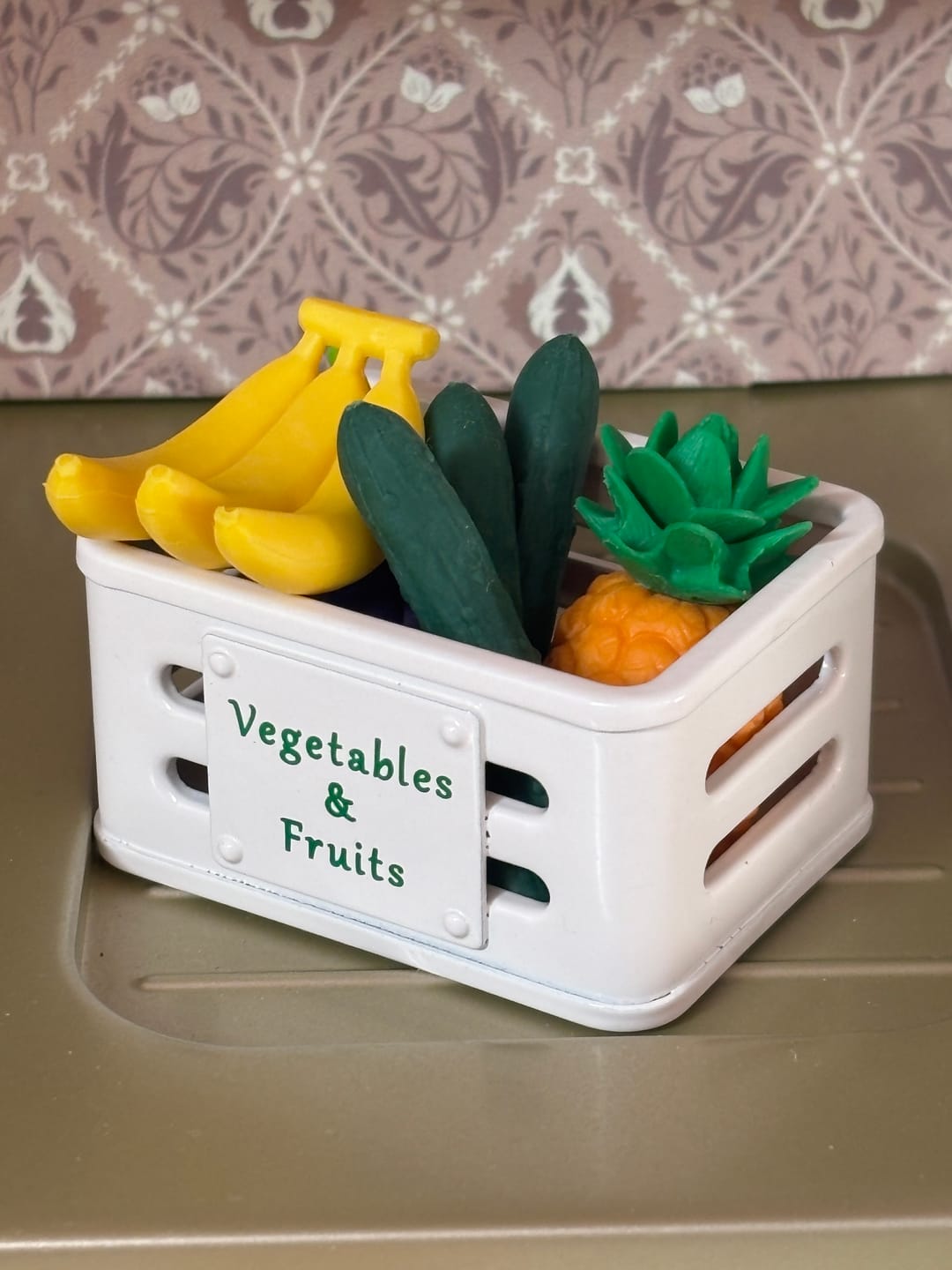 Customer photo review of Vegetables & Fruits Set 1:6 Scale — 14-Piece Hand-Painted Poly with Metal Crate