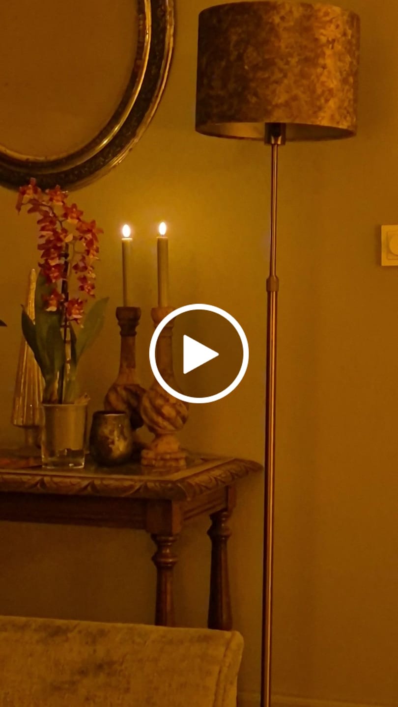 Customer video review of LED Kronelys 2 stk, Ø 2 x 15 cm Sand