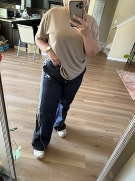 Customer photo review of Aelfric Eden Contrast Side Baggy Track Pants