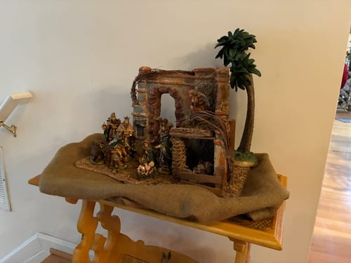 Customer photo review of Three Kings Gifts 14" Collection – Real Gold, Frankincense & Myrrh