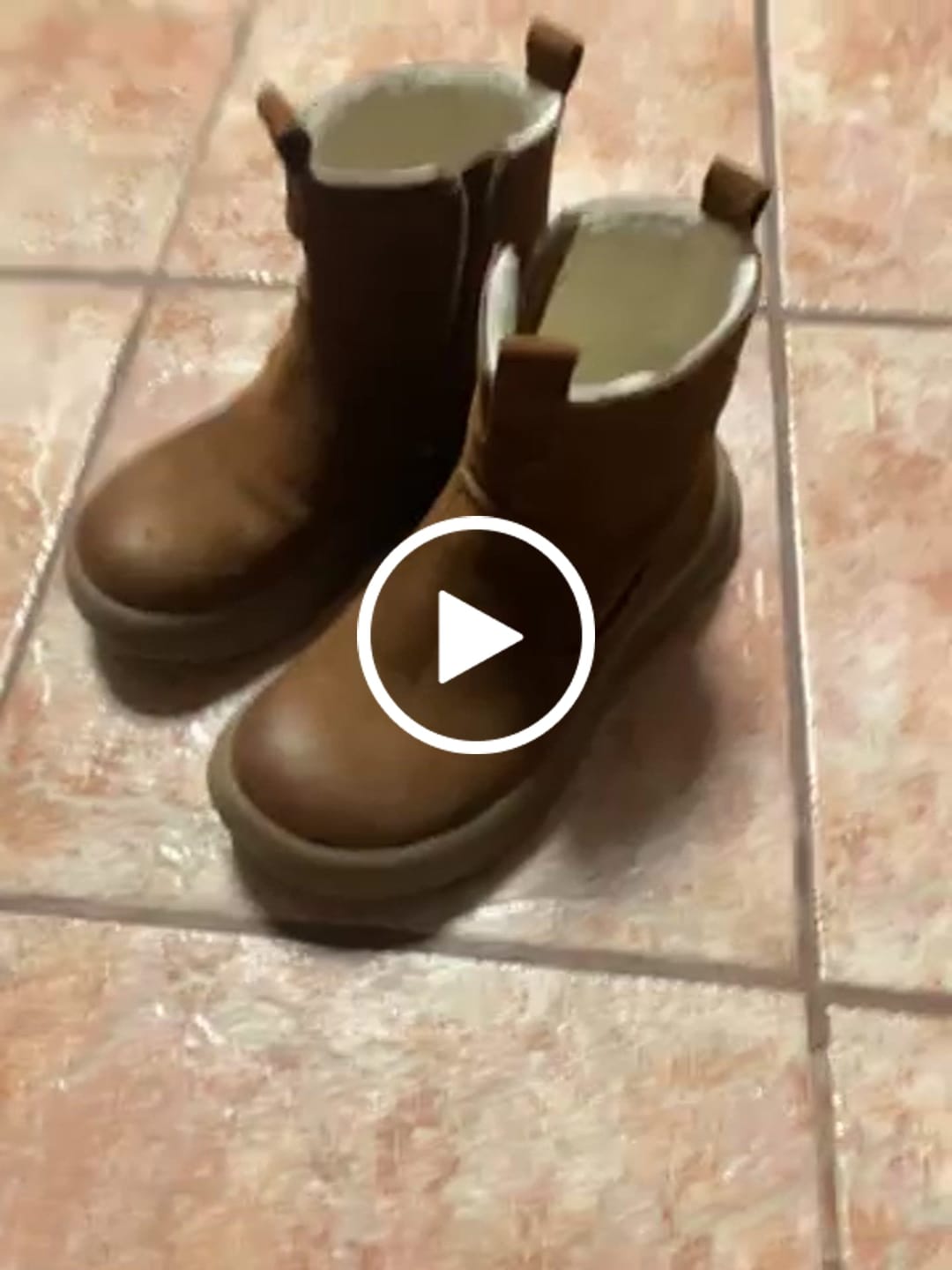Customer video review of Women Vintage Genuine Leather Fleece-lined Platform Boots