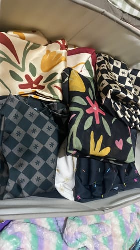 Customer photo review of Monogram Square (Black)