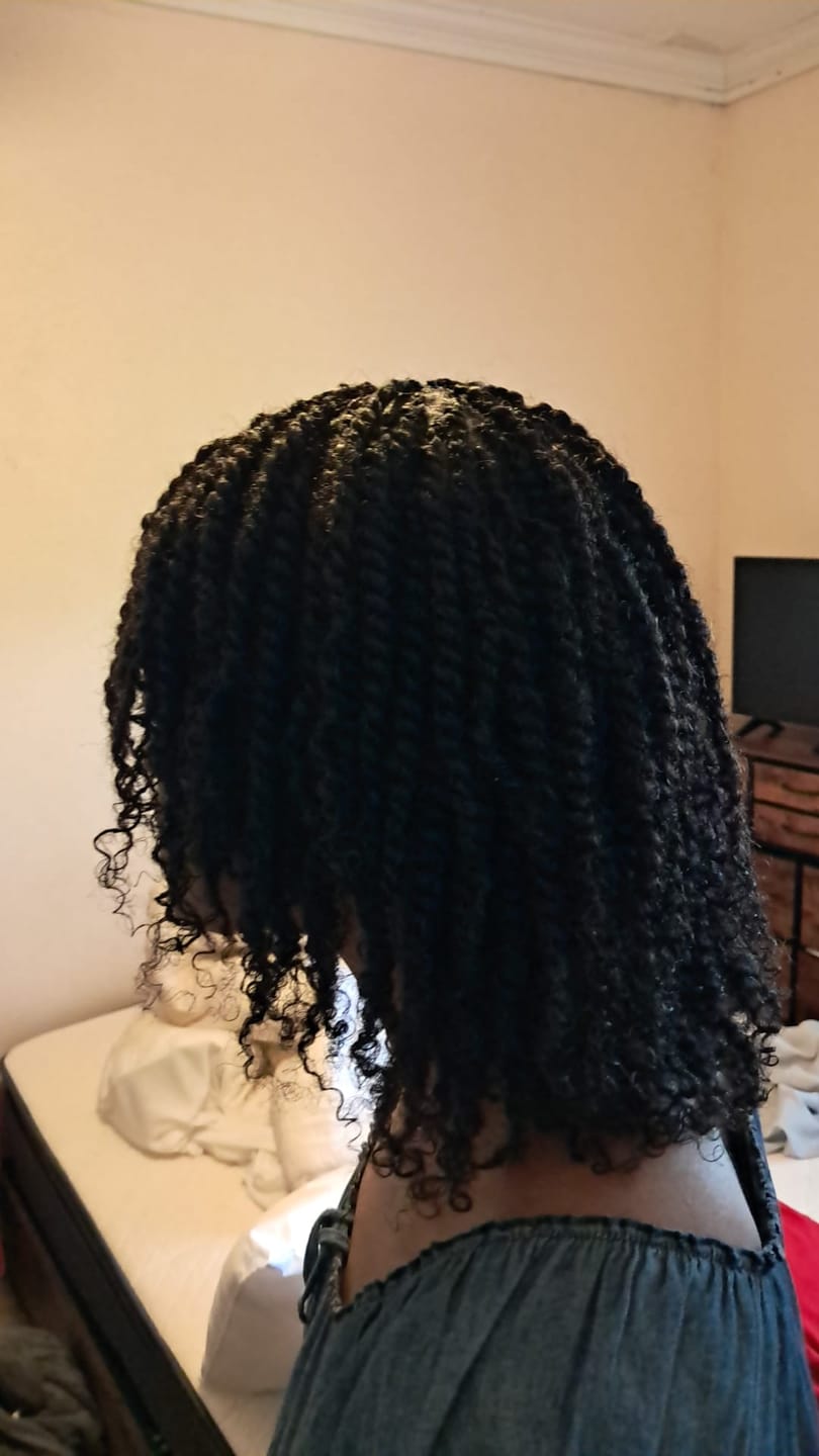 Customer photo review of Upgraded Natural Color Afro Kinky Bulk Human Hair (50g per pack)