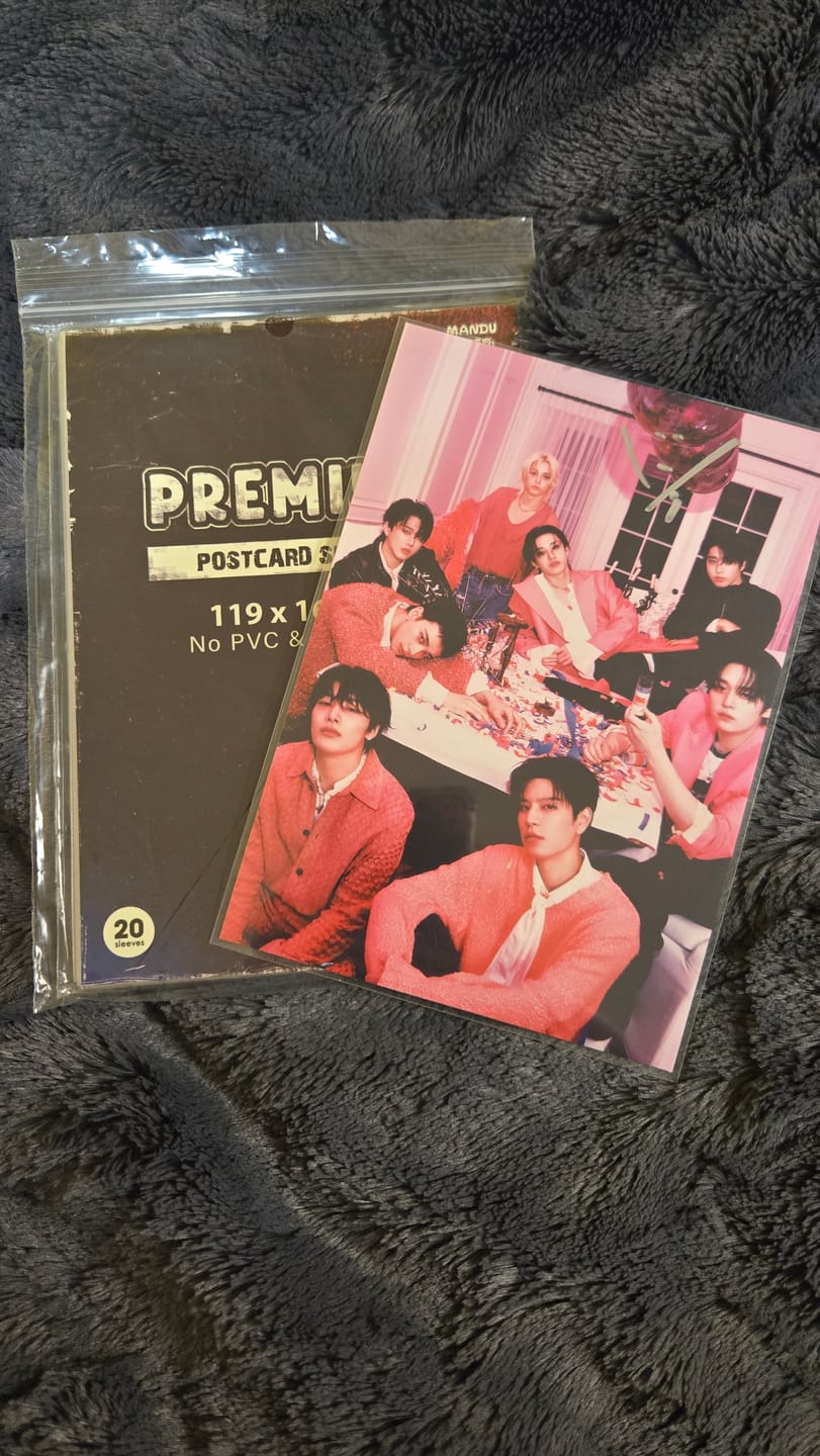 Customer photo review of LIMITED EDITION: PREMIUM POSTCARD SLEEVES - HOP VERSION (119x168MM)
