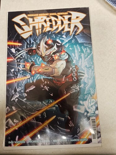 Customer photo review of Teenage Mutant Ninja Turtles: Shredder #2 Cover A (Santolouco)