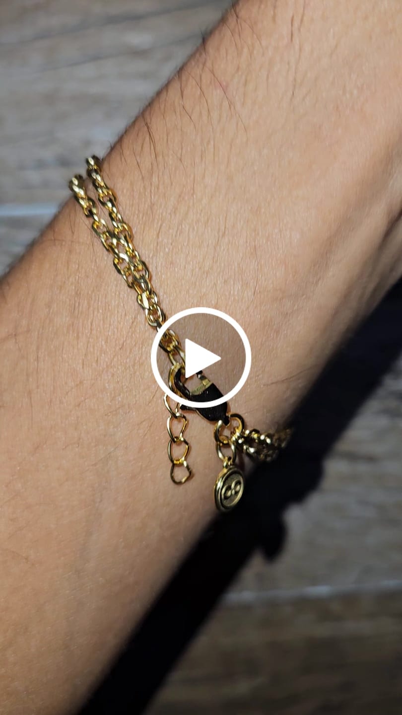 Customer video review of Double Anchor Bracelet