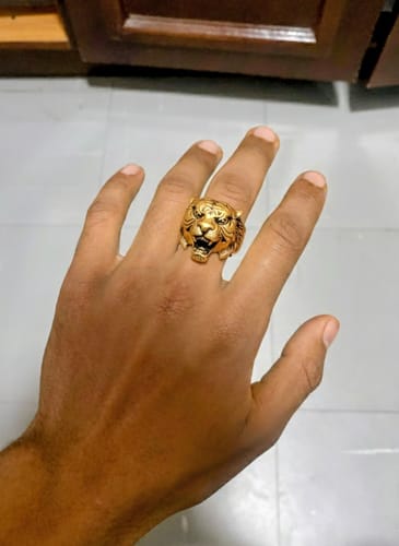 Customer photo review of Bague Chevalière Tête de Tigre