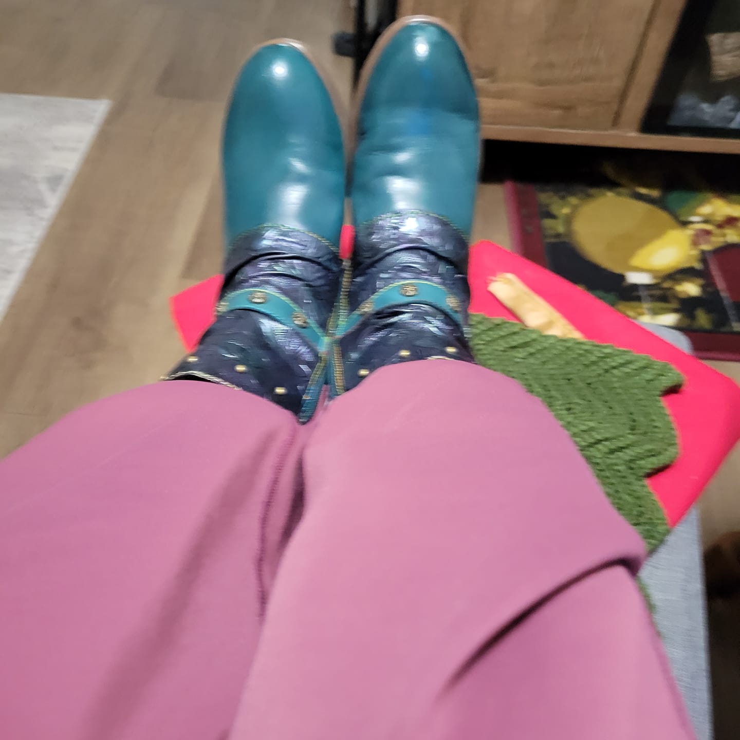 Customer photo review of Retro Painted Buckle Flat Shoes