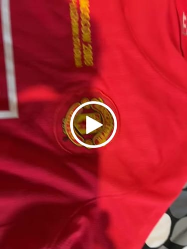 Customer video review of Manchester United maillot Domicile Rétro Manches Longues 2007 2008
