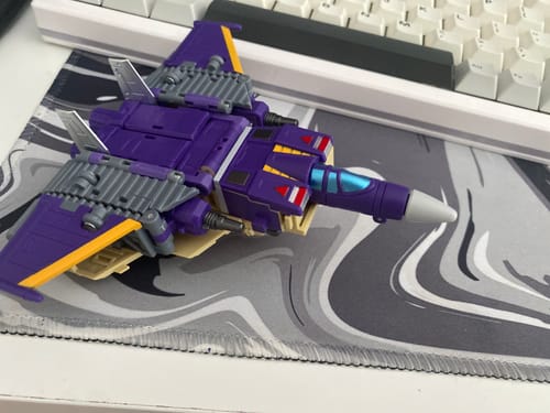Customer photo review of MFT MechFansToys Mech Soul Mechanic Studio MS-28 MS28 Thunderbolt (Blitzwing) Mech Fans Toys 11cm / 4.3"