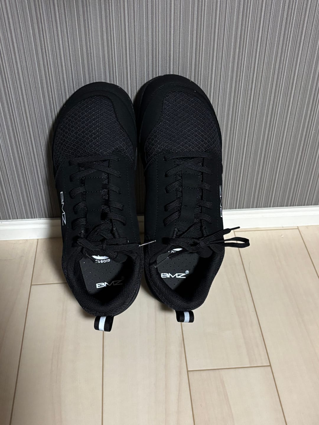Customer photo review of アシトレスニーカー