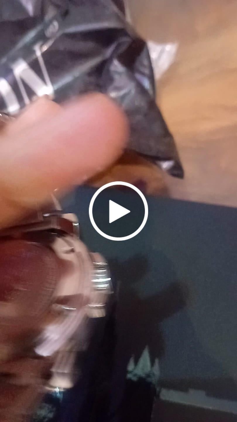 Customer video review of Bullston