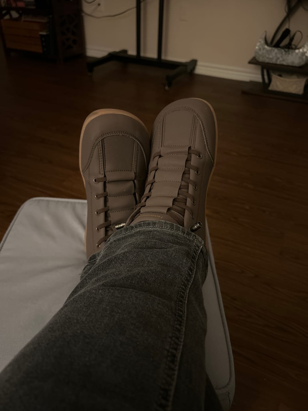 Customer photo review of Ash - Winter Barefoot Shoes