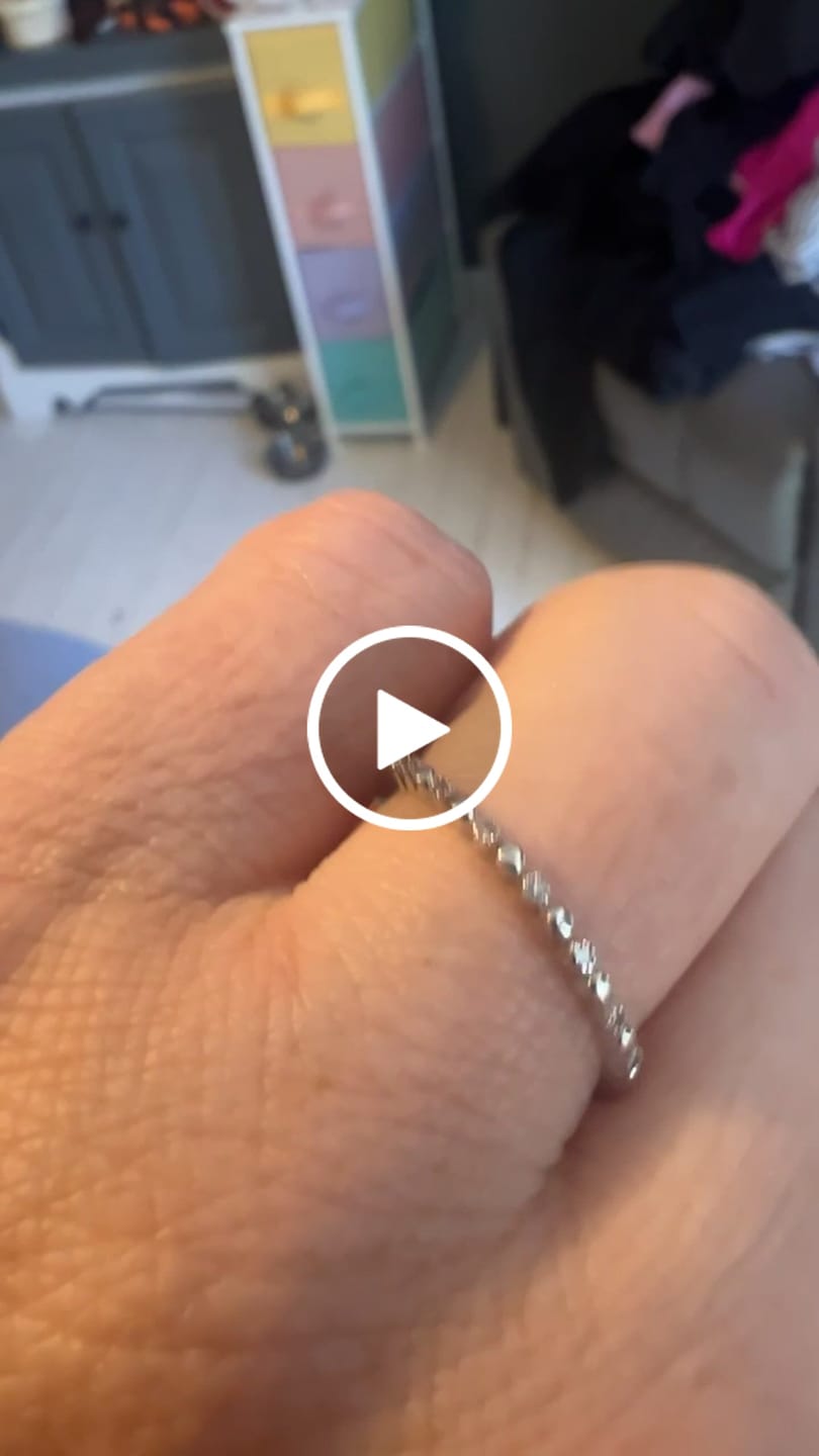Customer video review of Illiana 18k White Gold Plated Ring with Round Cut Swarovski Crystals
