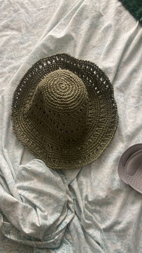 Reseña con foto de un cliente sobre Sombrero Paradiso