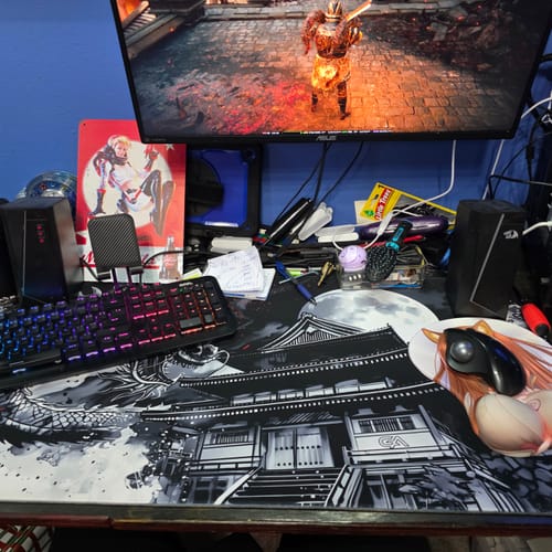 Customer photo review of Dragon Mousepad