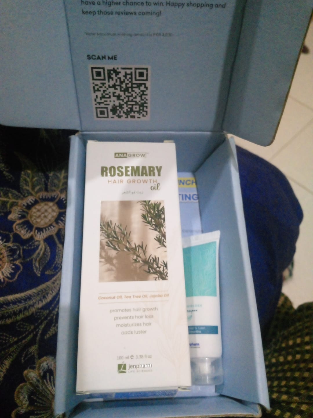Customer photo review of Anagrow Rosemary Hair Oil