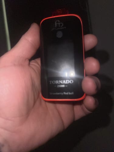 Customer photo review of Fumot - Tornado 25K - Puff Jetable / Vape Disposable 2% Nicotine