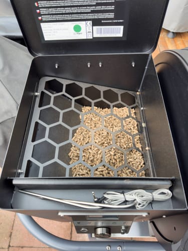 Customer photo review of Kirsche Pellets – Hartholz süß-mild
