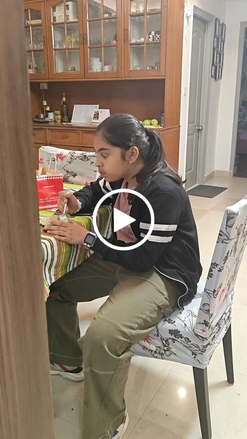 Customer video review of Dubai Viral Chocolate Kunafa Jar [2 Pcs]